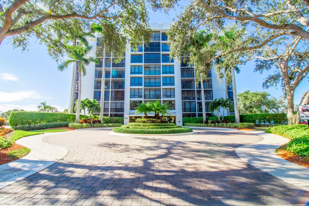 7819 Lakeside Boulevard - Photo 1