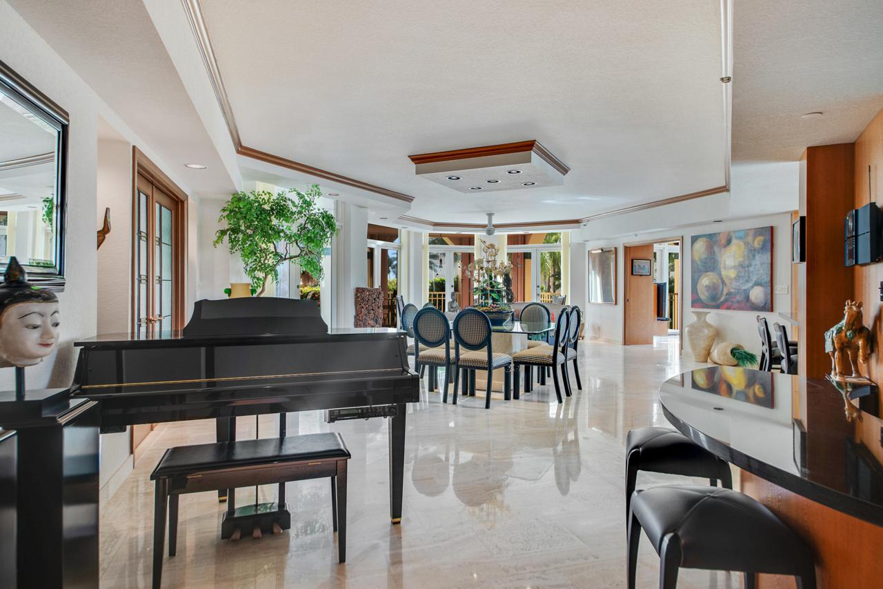 300 5th Avenue - Photo 1
