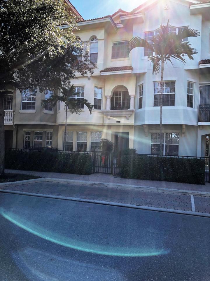 2425 San Pietro Circle - Photo 1