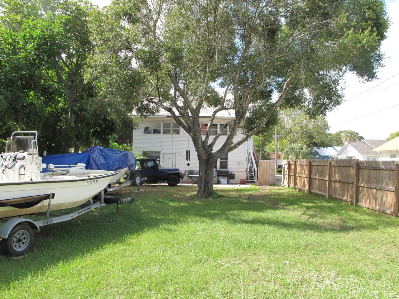 507 8th Street - Photo 1