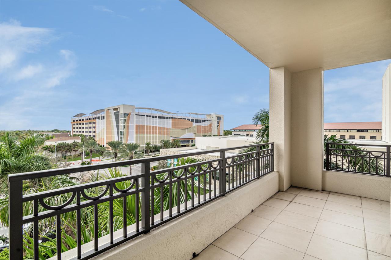 550 Okeechobee Boulevard - Photo 1