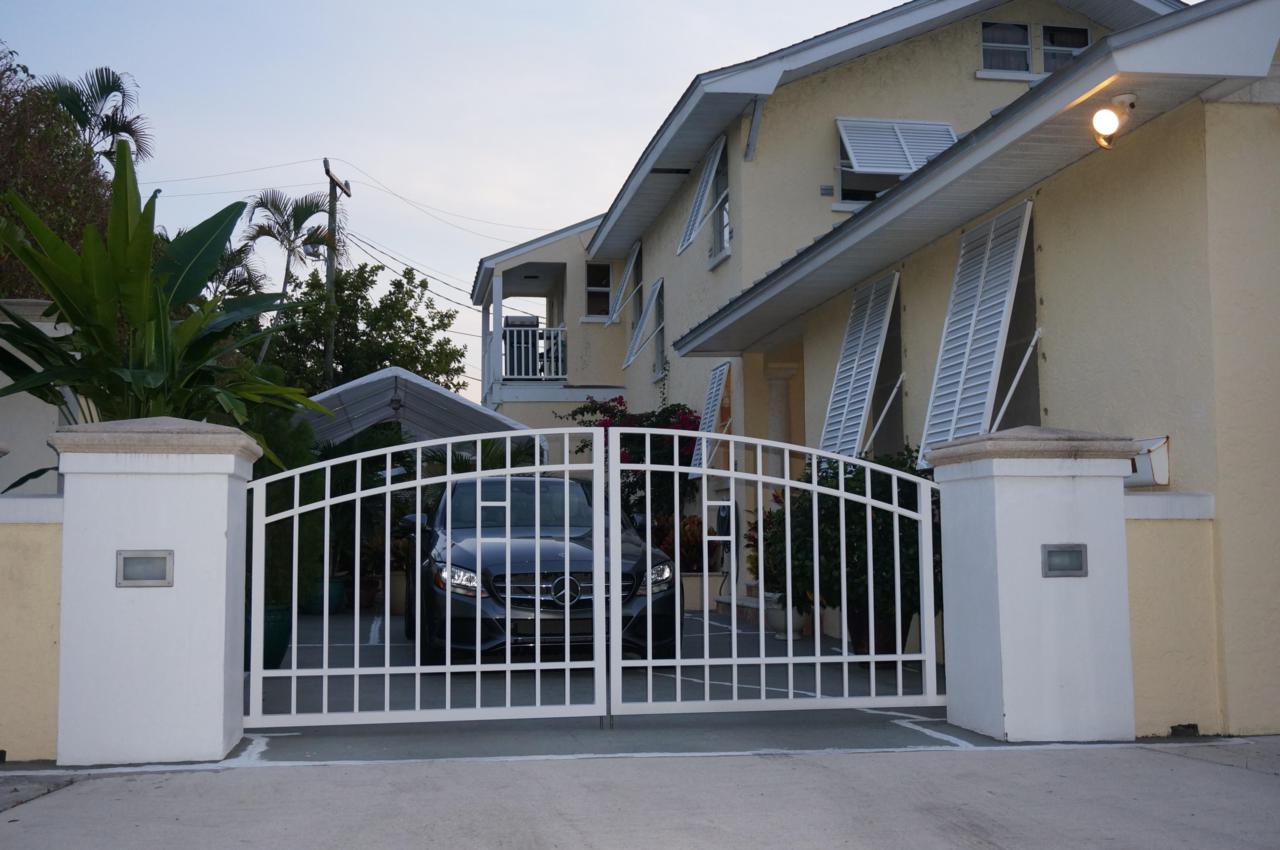 420 Sunset Road - Photo 1