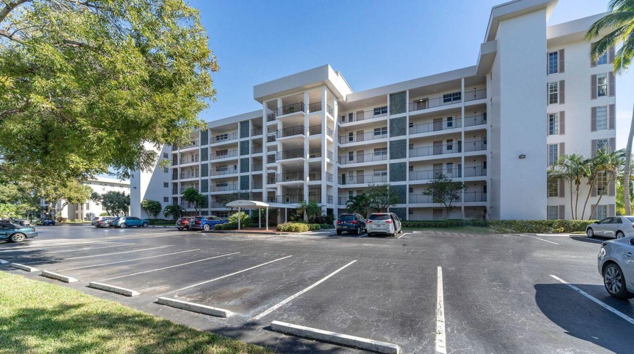 2850 Palm Aire Drive - Photo 1