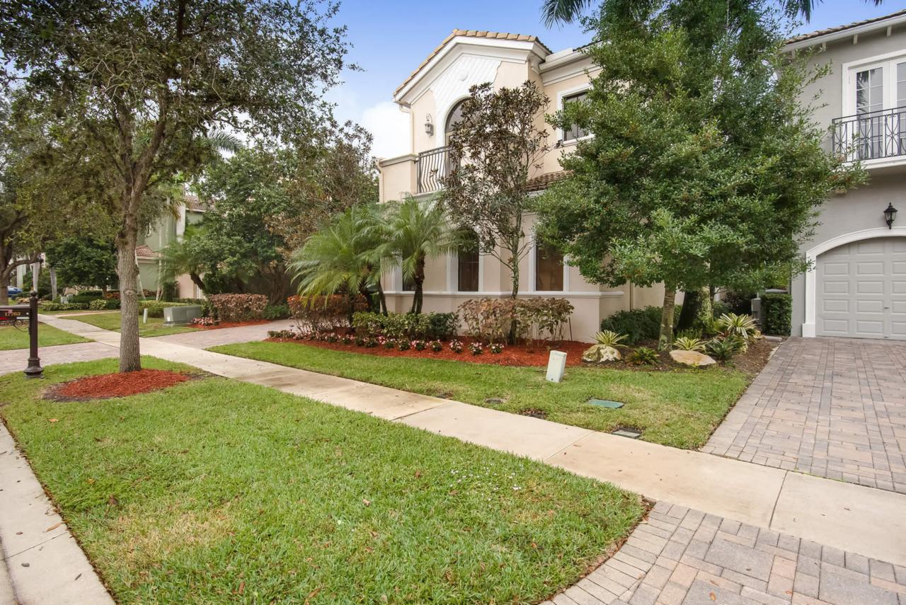 17763 Lake Azure Way - Photo 1