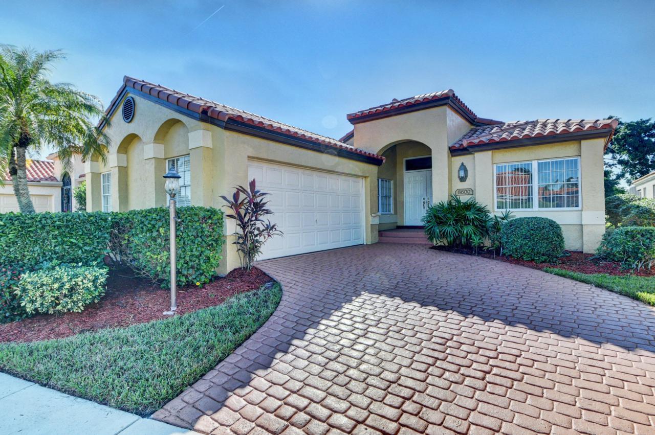 8600 Nadmar Avenue - Photo 1