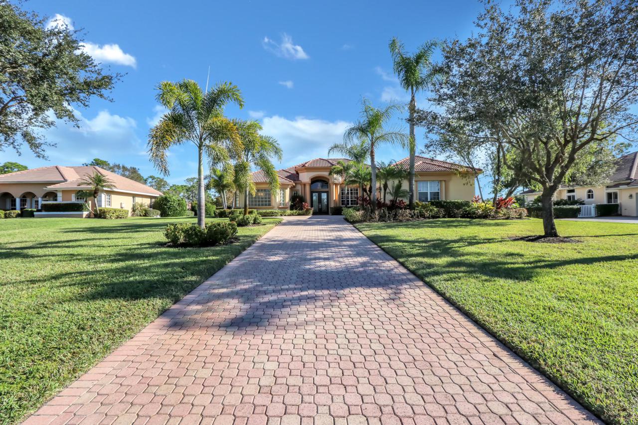 8031 Plantation Lakes Drive - Photo 1