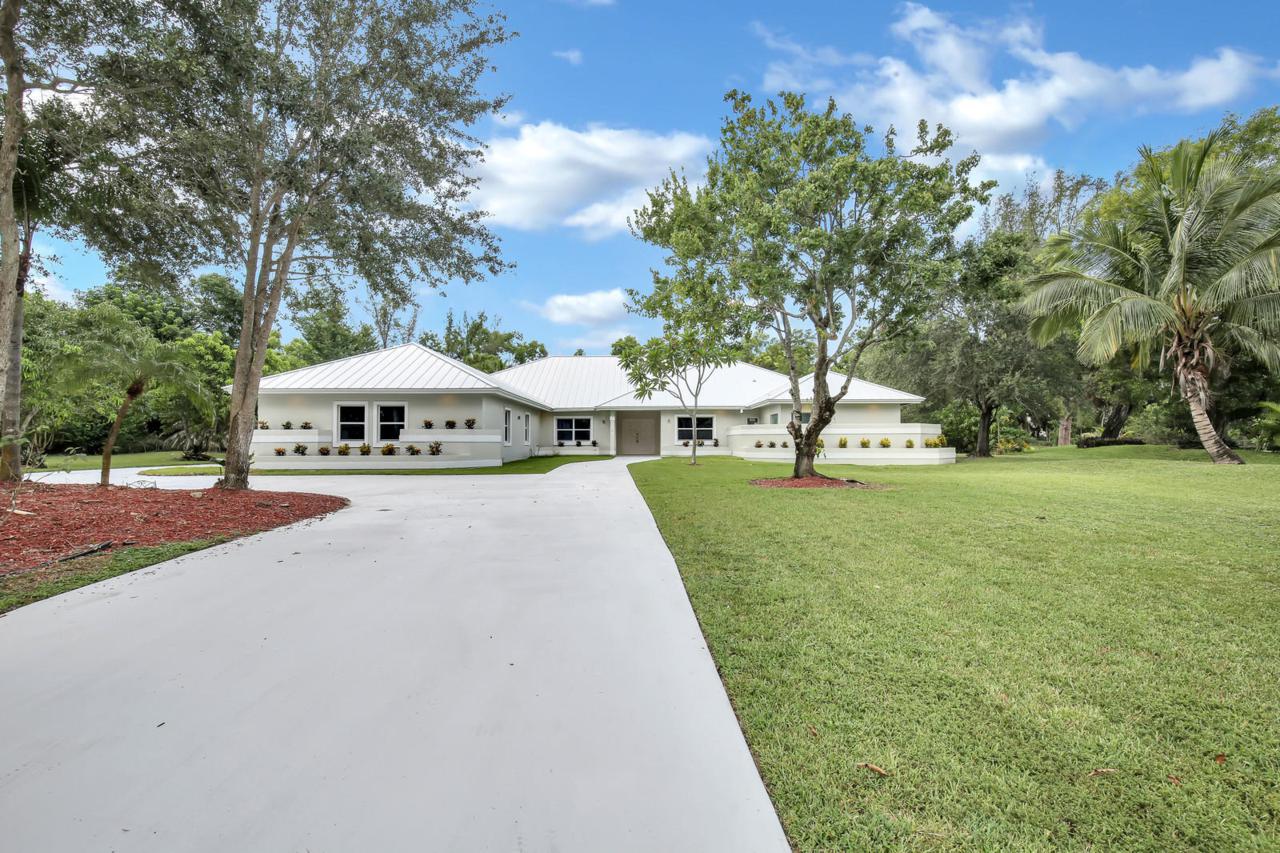 8826 Wendy Lane - Photo 1