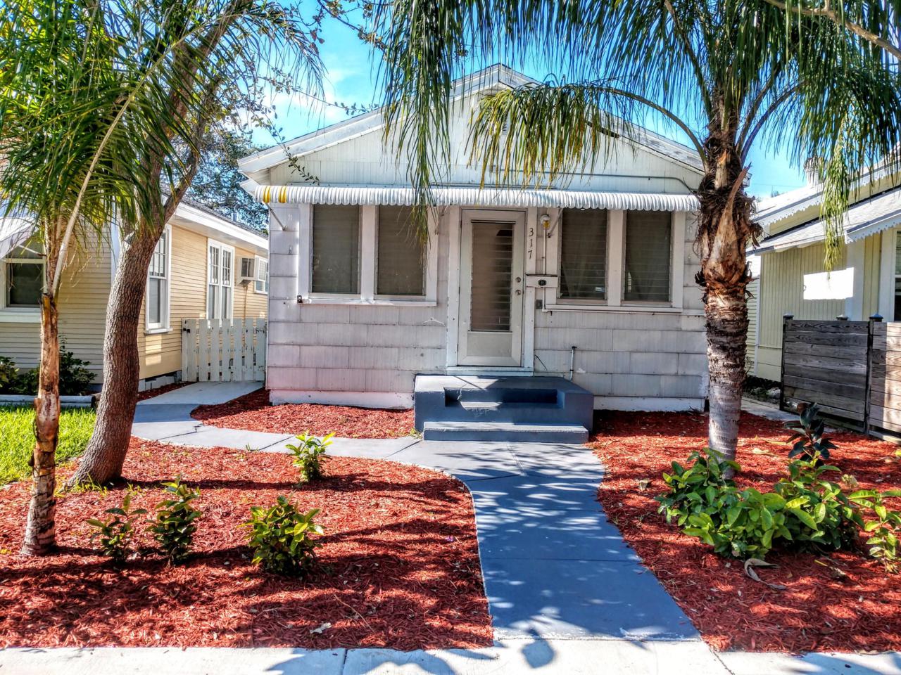 317 M Street - Photo 1