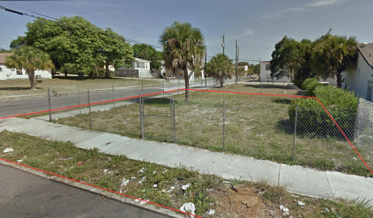 900 8th Street - Photo 1