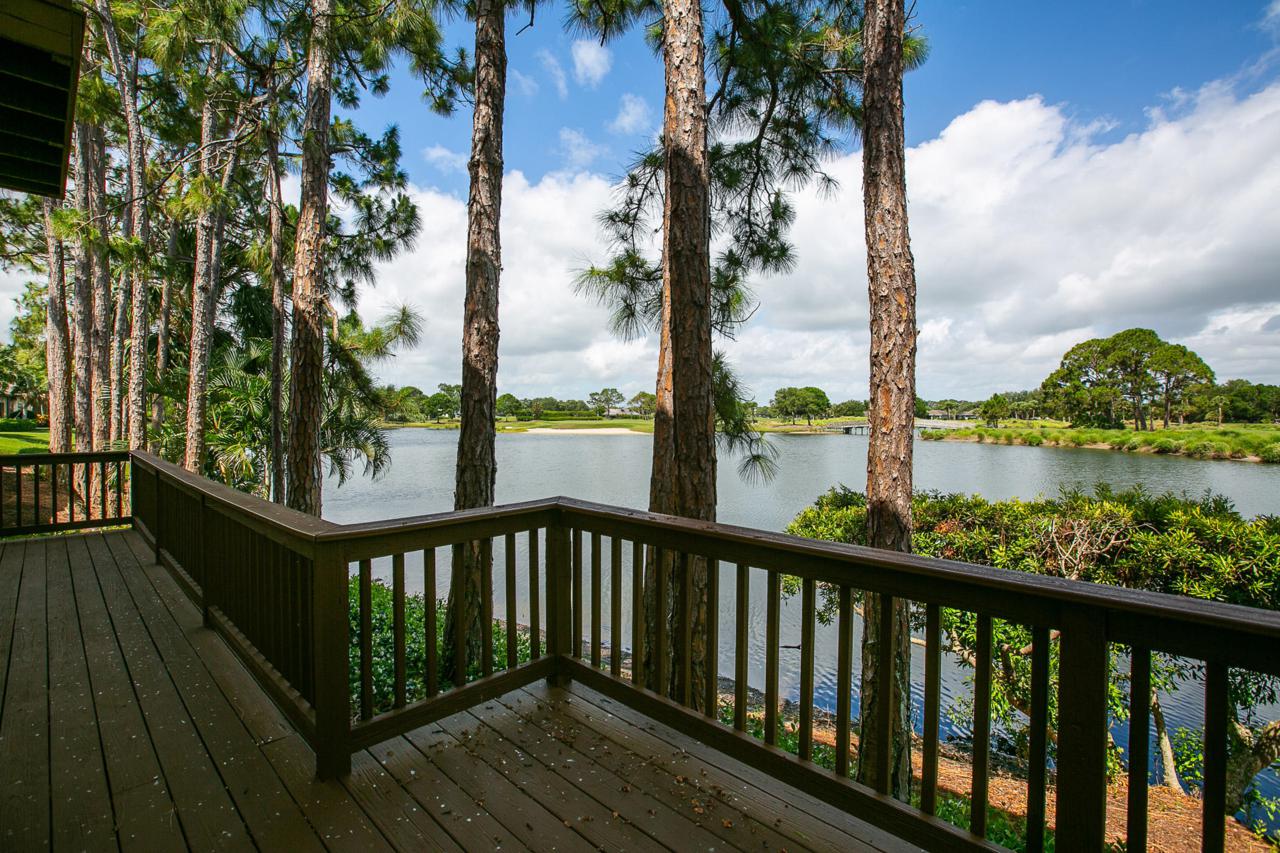 614 Bridgewater Lane - Photo 1