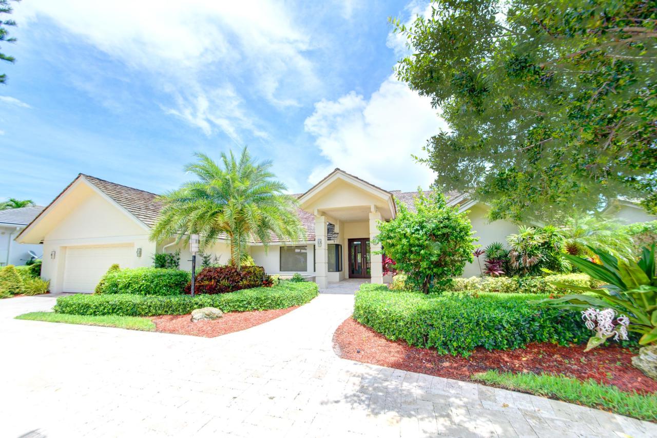 16890 Silver Oak Circle - Photo 1