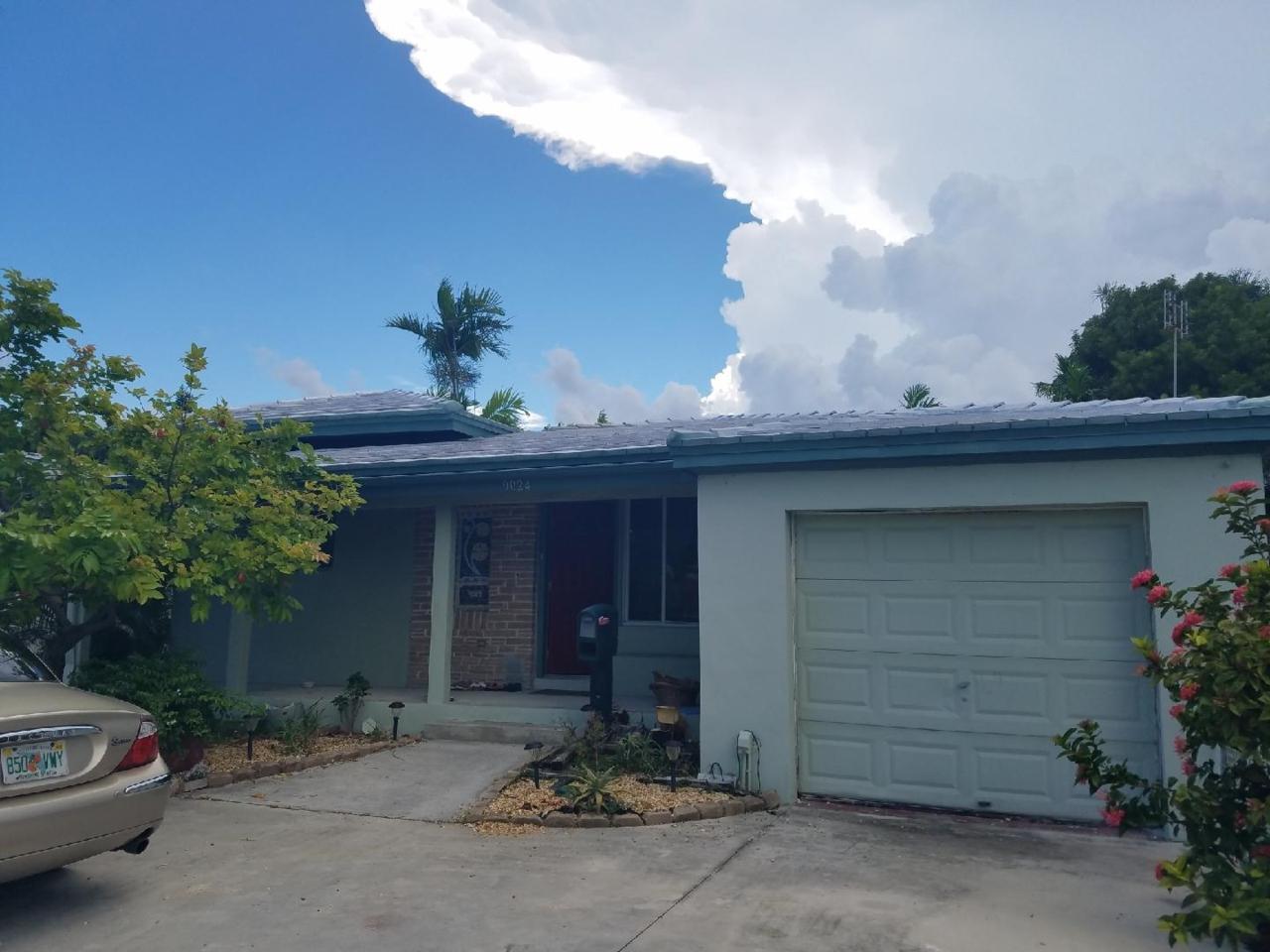9024 Abbott Avenue - Photo 1