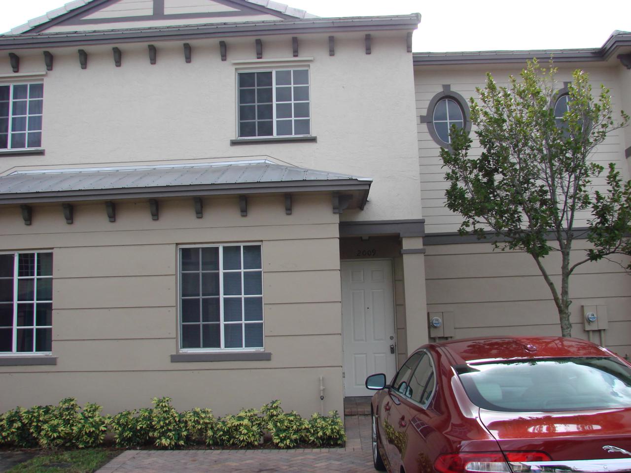 2009 Nassau Drive - Photo 1