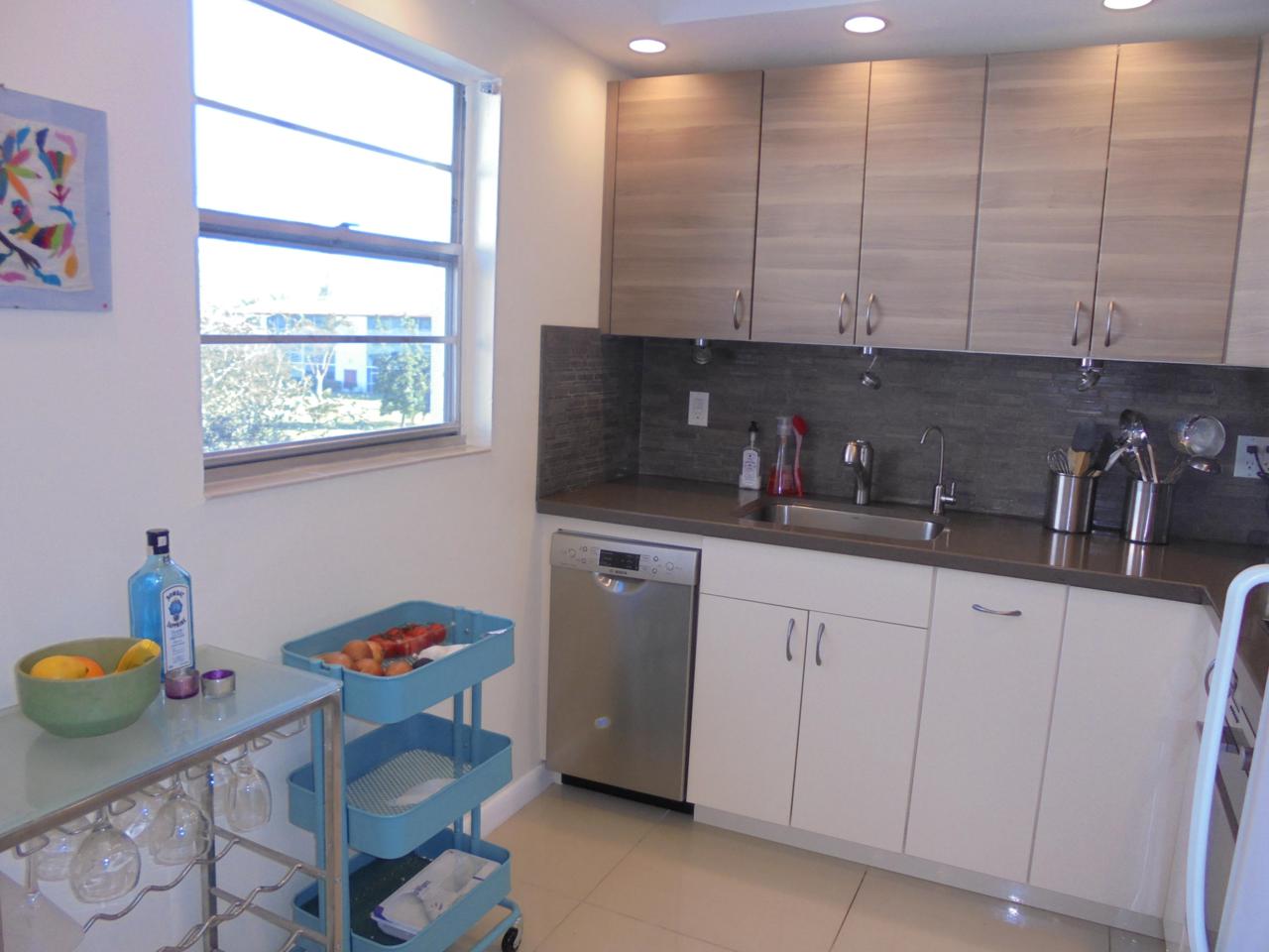 291 Brighton G - Photo 1