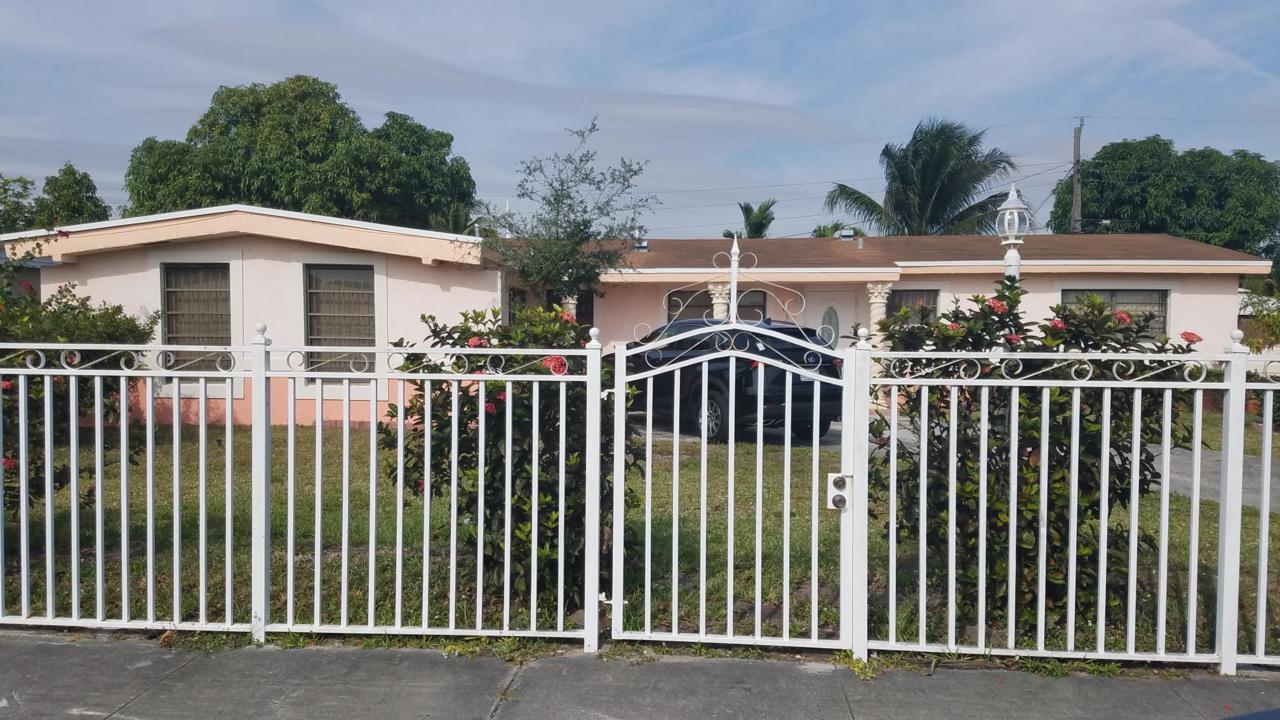 2035 192nd Terrace - Photo 1