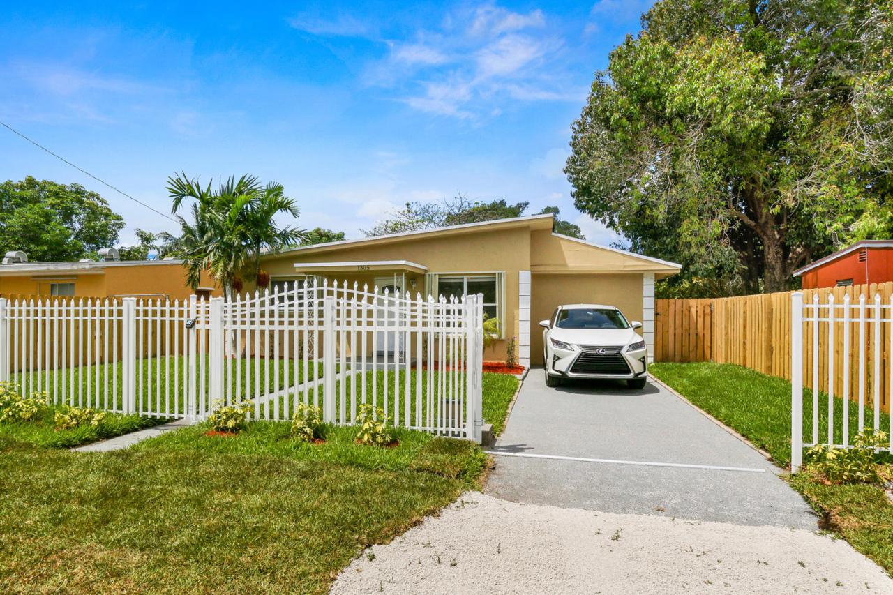 1305 Chateau Park Drive - Photo 1