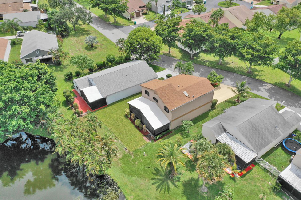 11 Chesterfield Drive - Photo 1