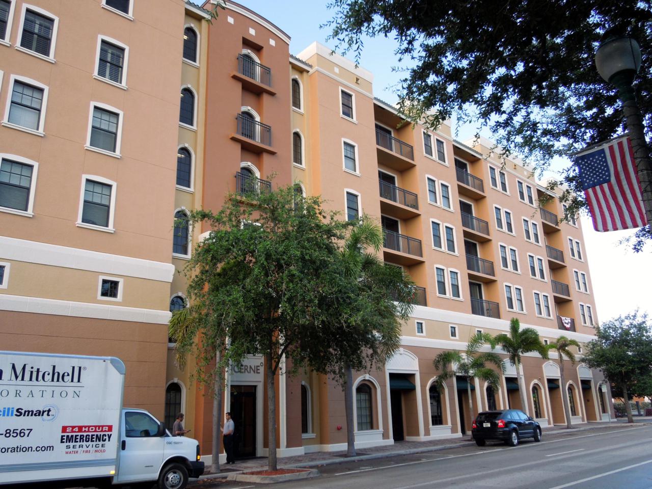 511 Lucerne Avenue - Photo 1