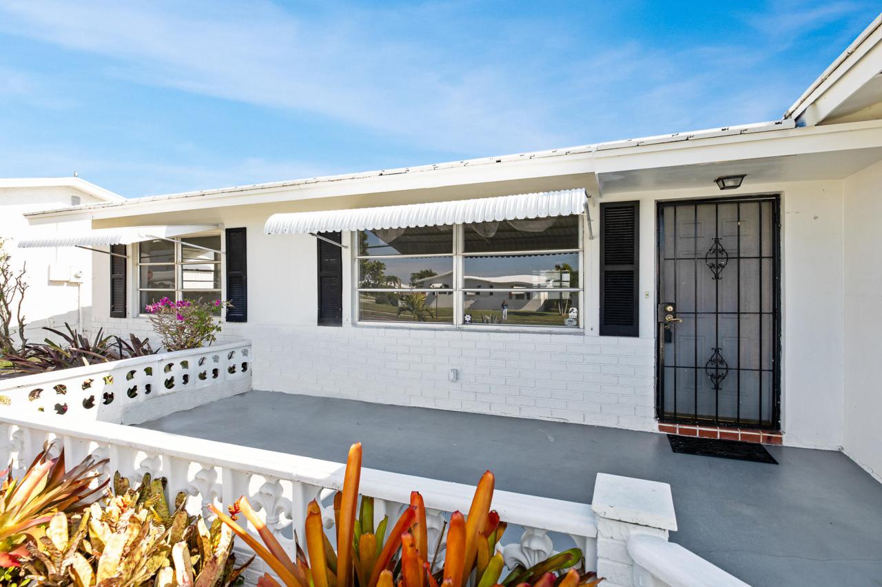 1304 18th Street - Photo 1