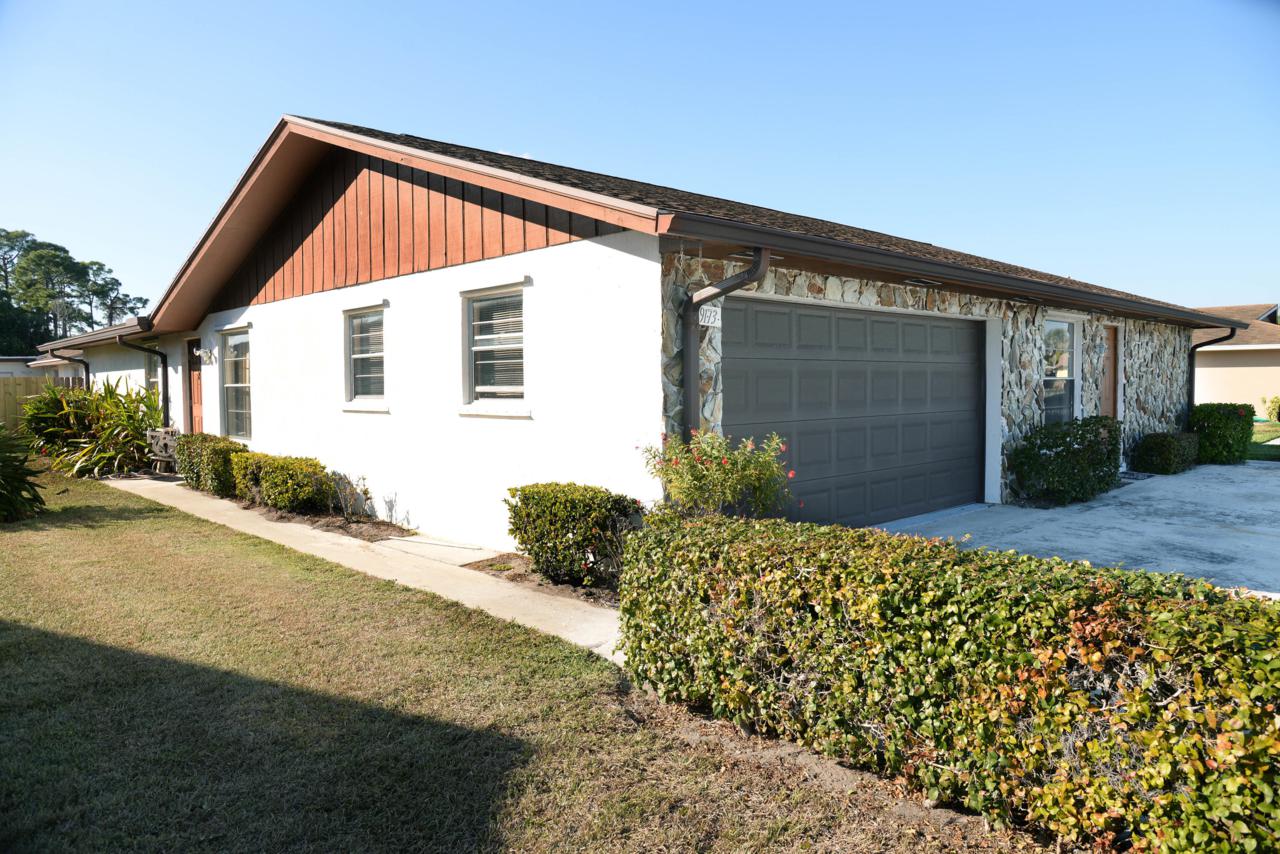 9173 Highland Pines Boulevard - Photo 1