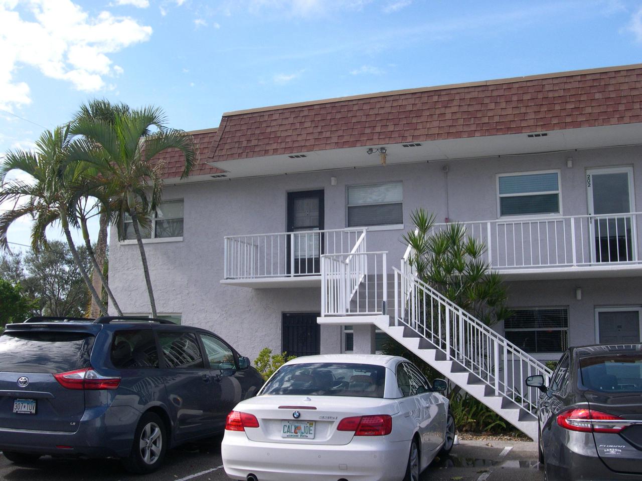 1225 Carlton Court - Photo 1