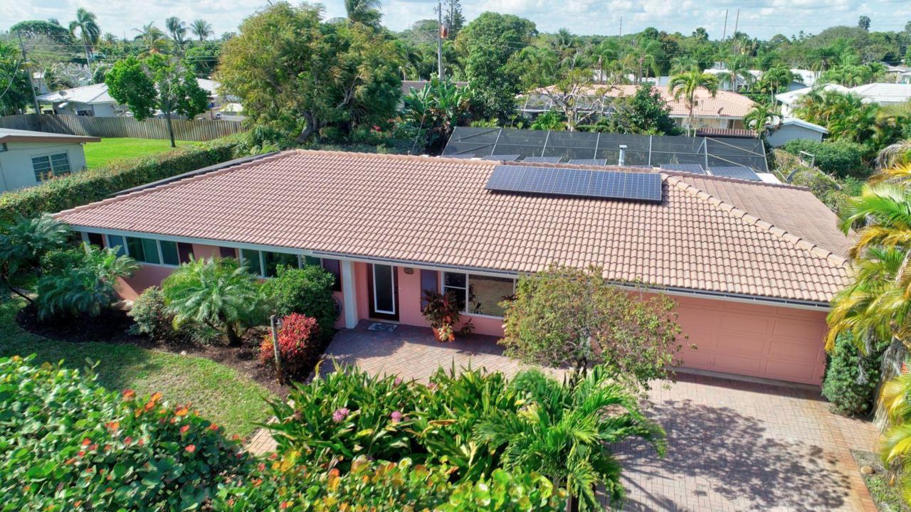 3013 Fernwood Drive - Photo 1