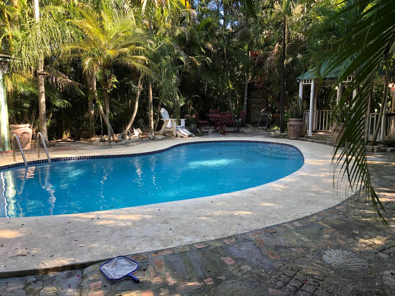 169 Tropical Avenue - Photo 1