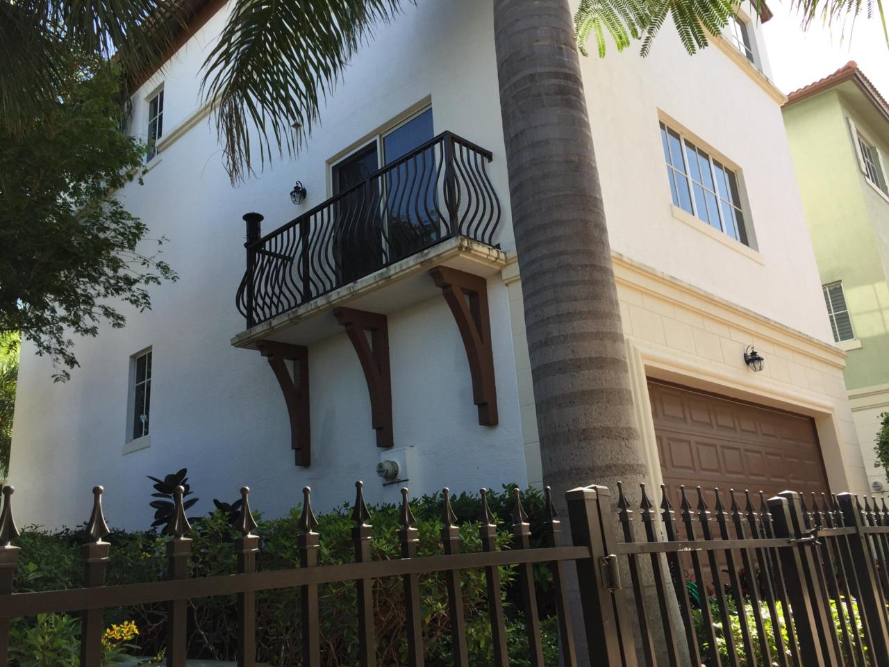 28 Hawthorne Place - Photo 1