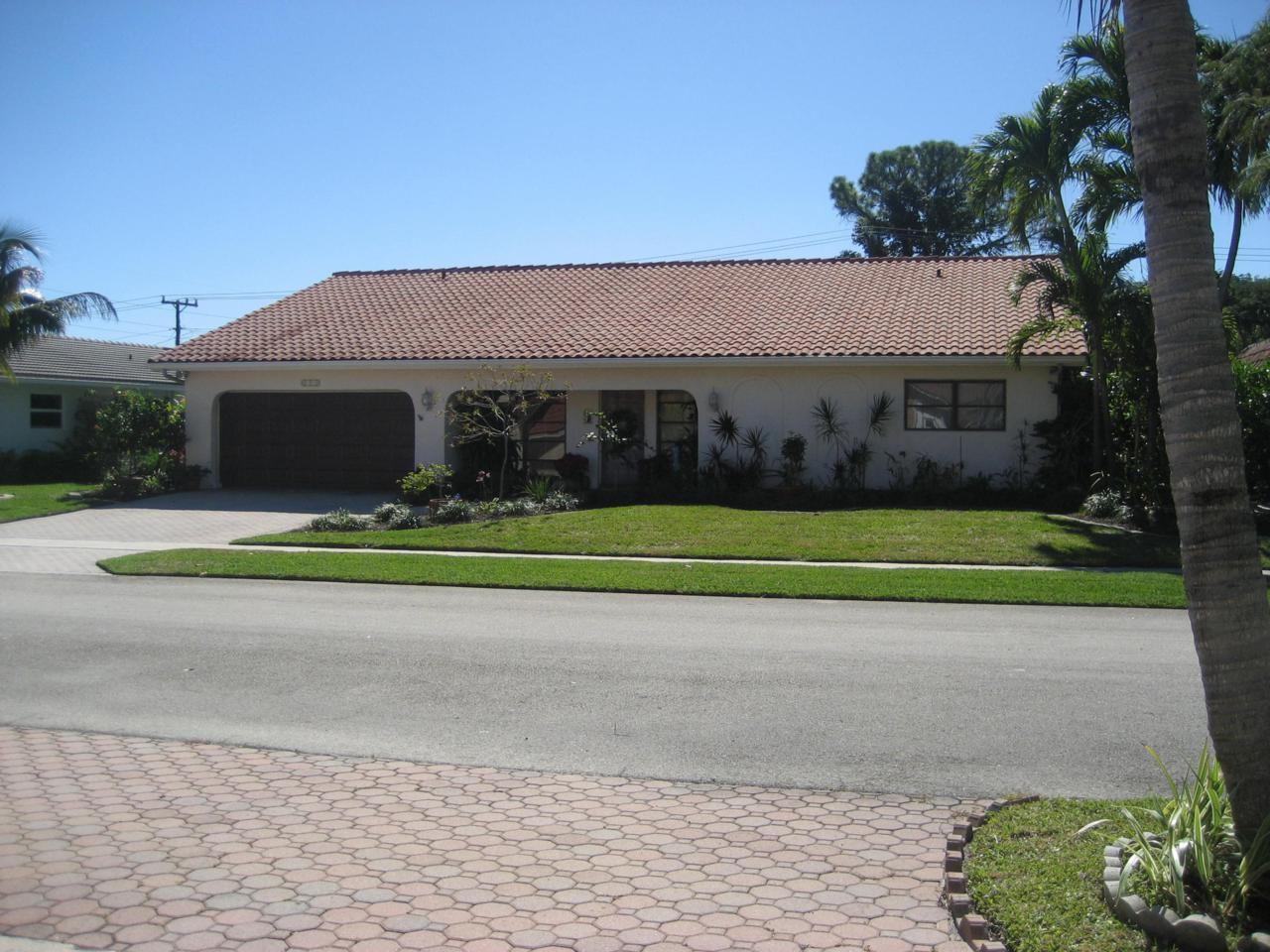 940 17th Street - Photo 1