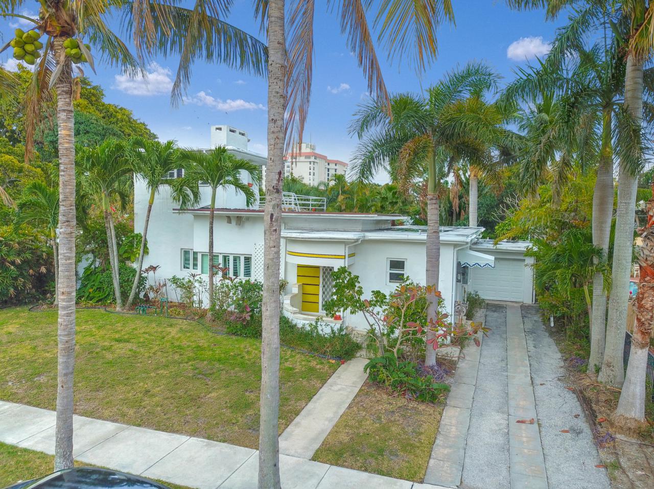 140 Monroe Drive - Photo 1