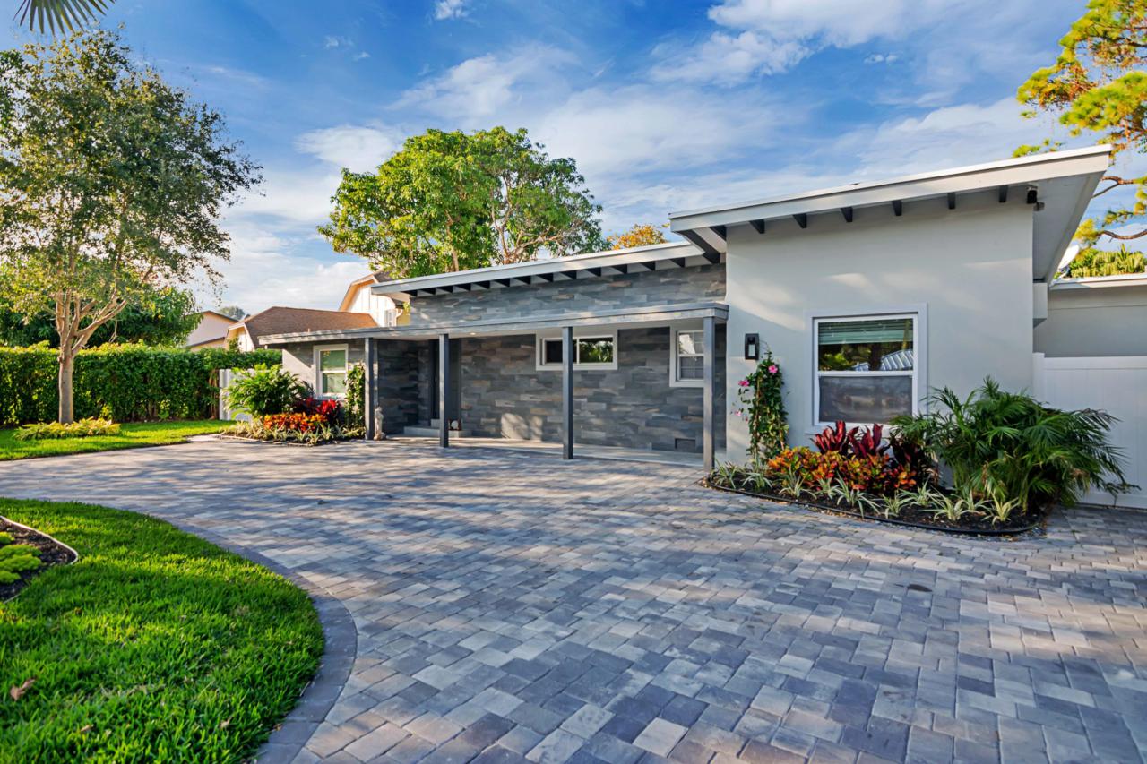 959 18th Street - Photo 1