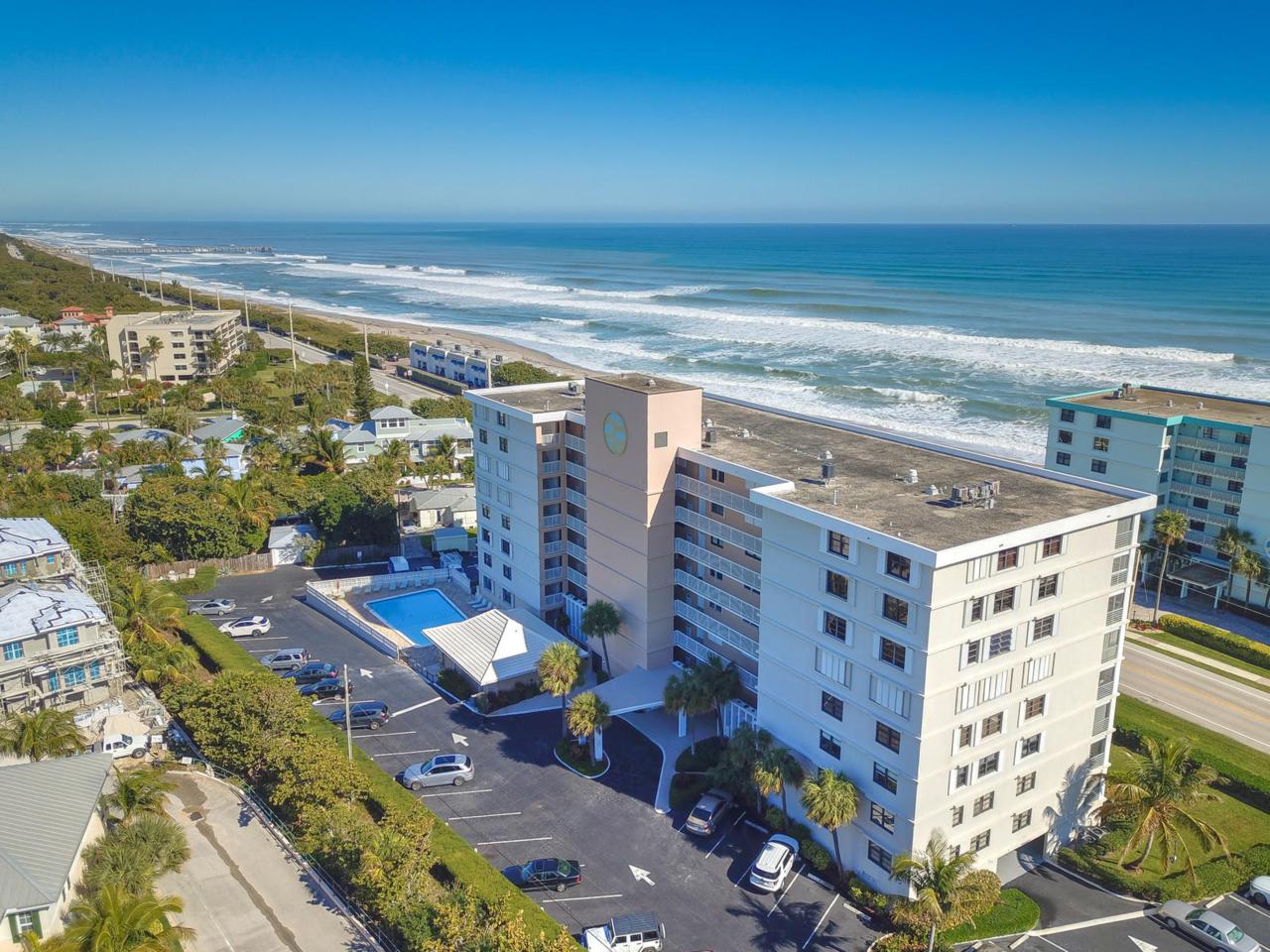 911 Ocean Drive - Photo 1