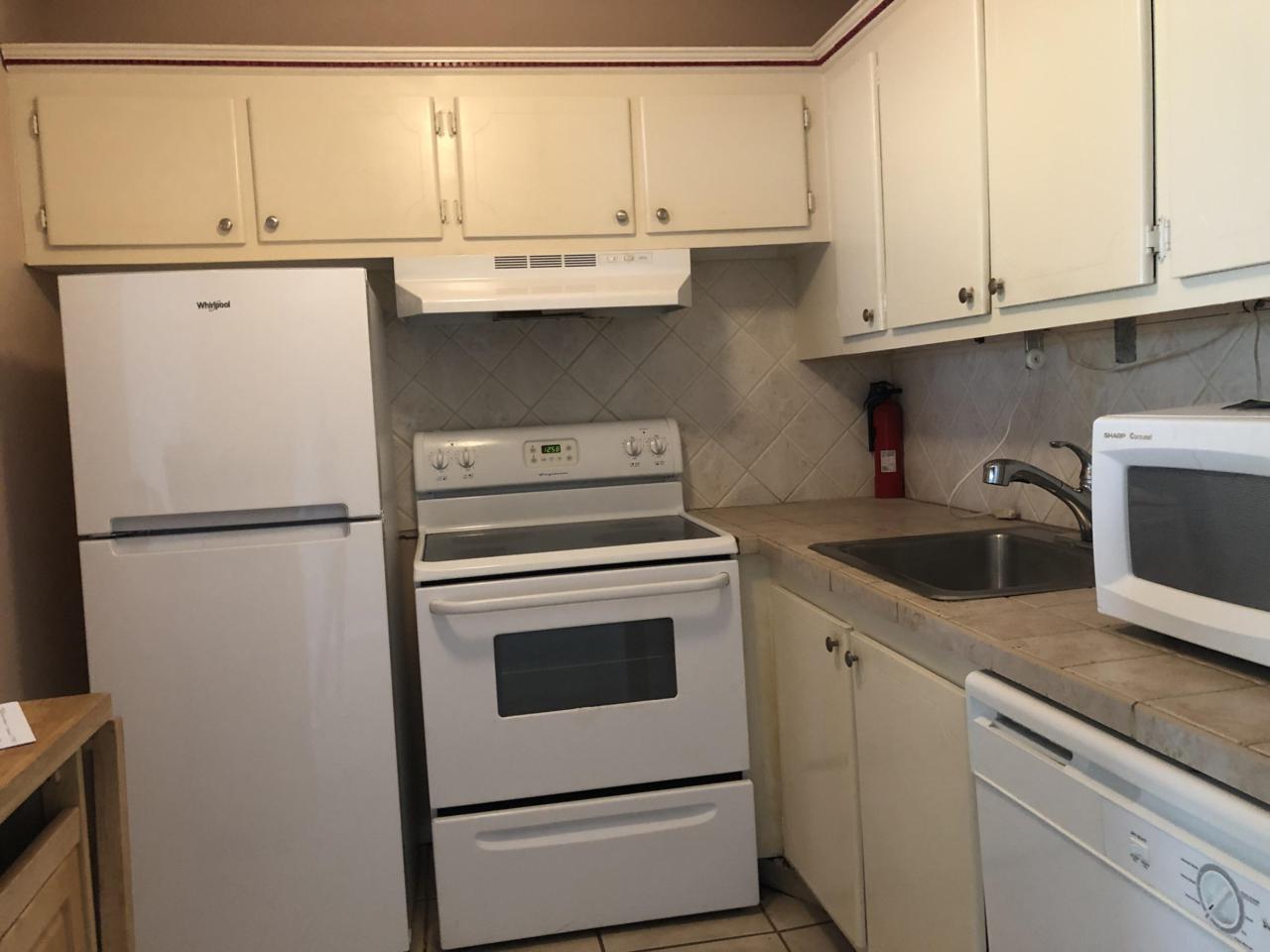 107 Dorchester - Photo 1