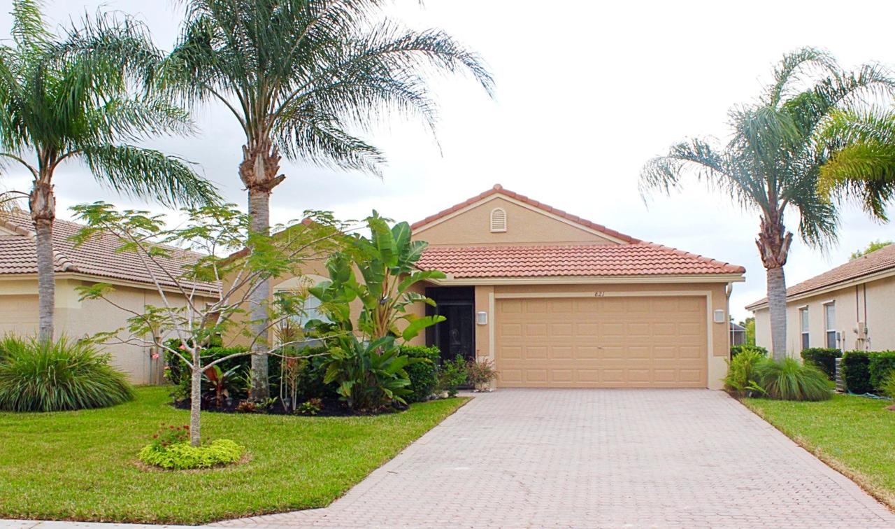 821 Greenwich Court - Photo 1