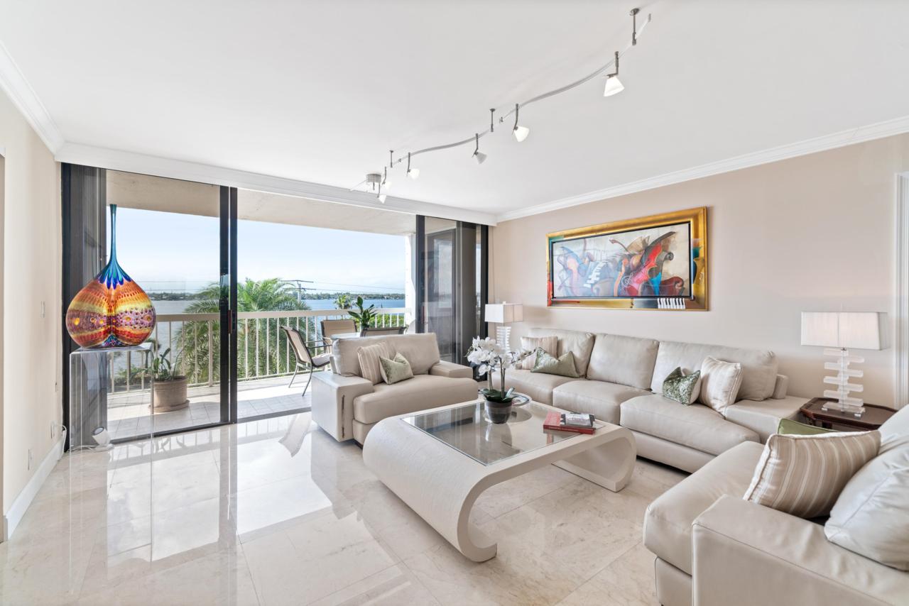 3250 Ocean Boulevard - Photo 1