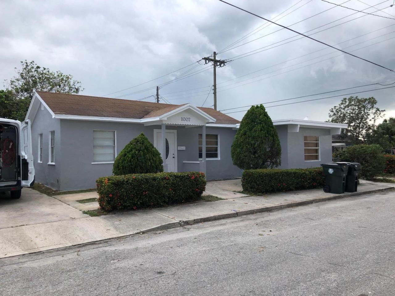 1007 4th Avenue - Photo 1