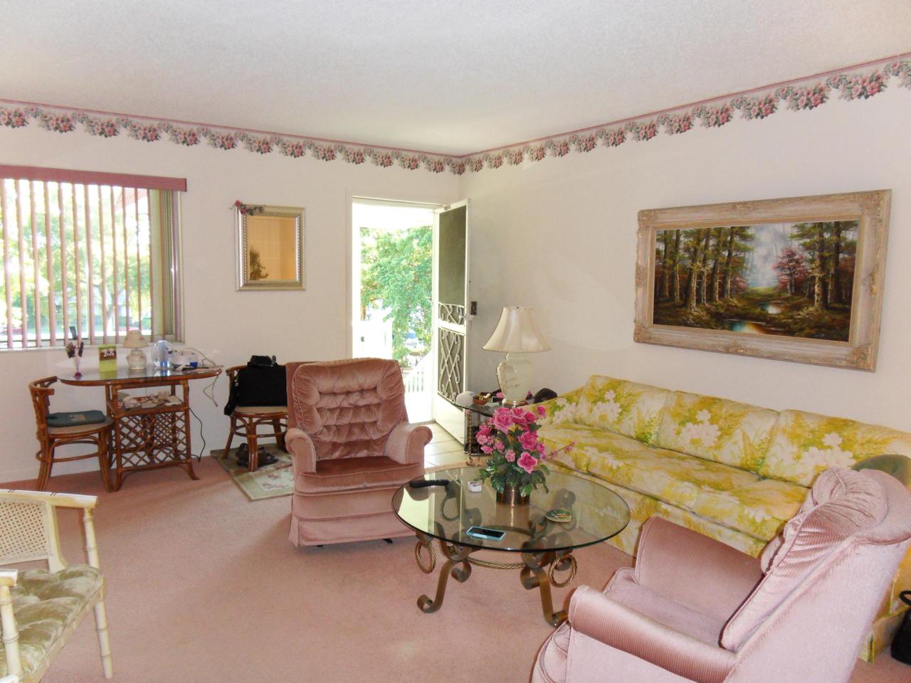 3000 Springdale Boulevard - Photo 1