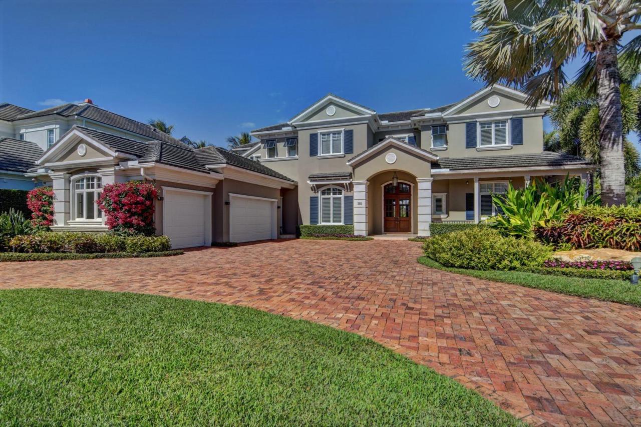 385 Royal Palm Way - Photo 1