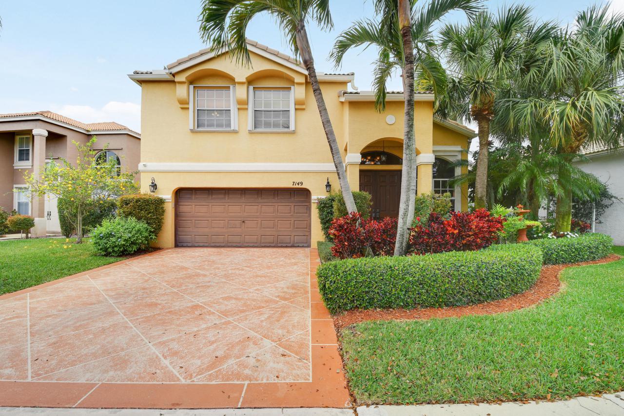 7149 Copperfield Circle - Photo 1