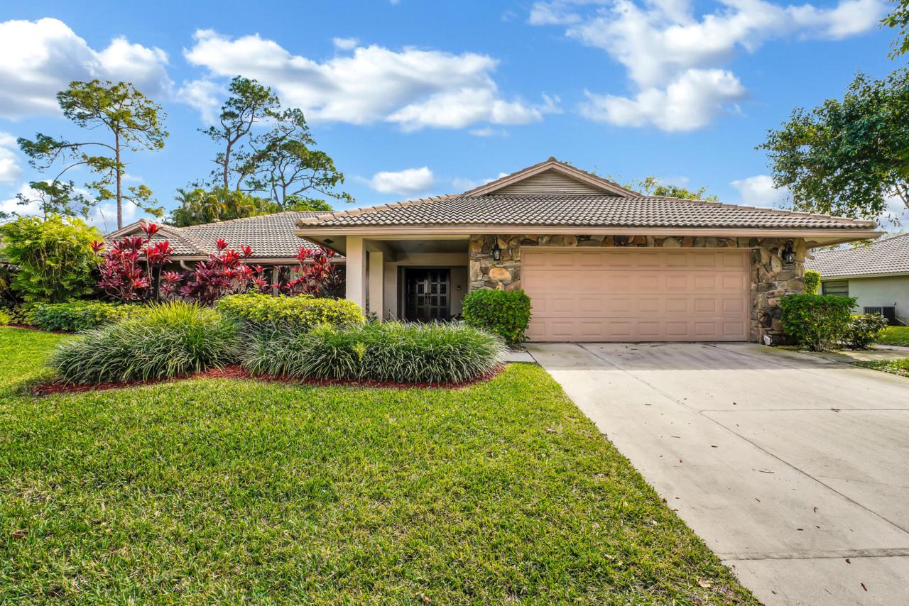 7698 Estrella Circle - Photo 1