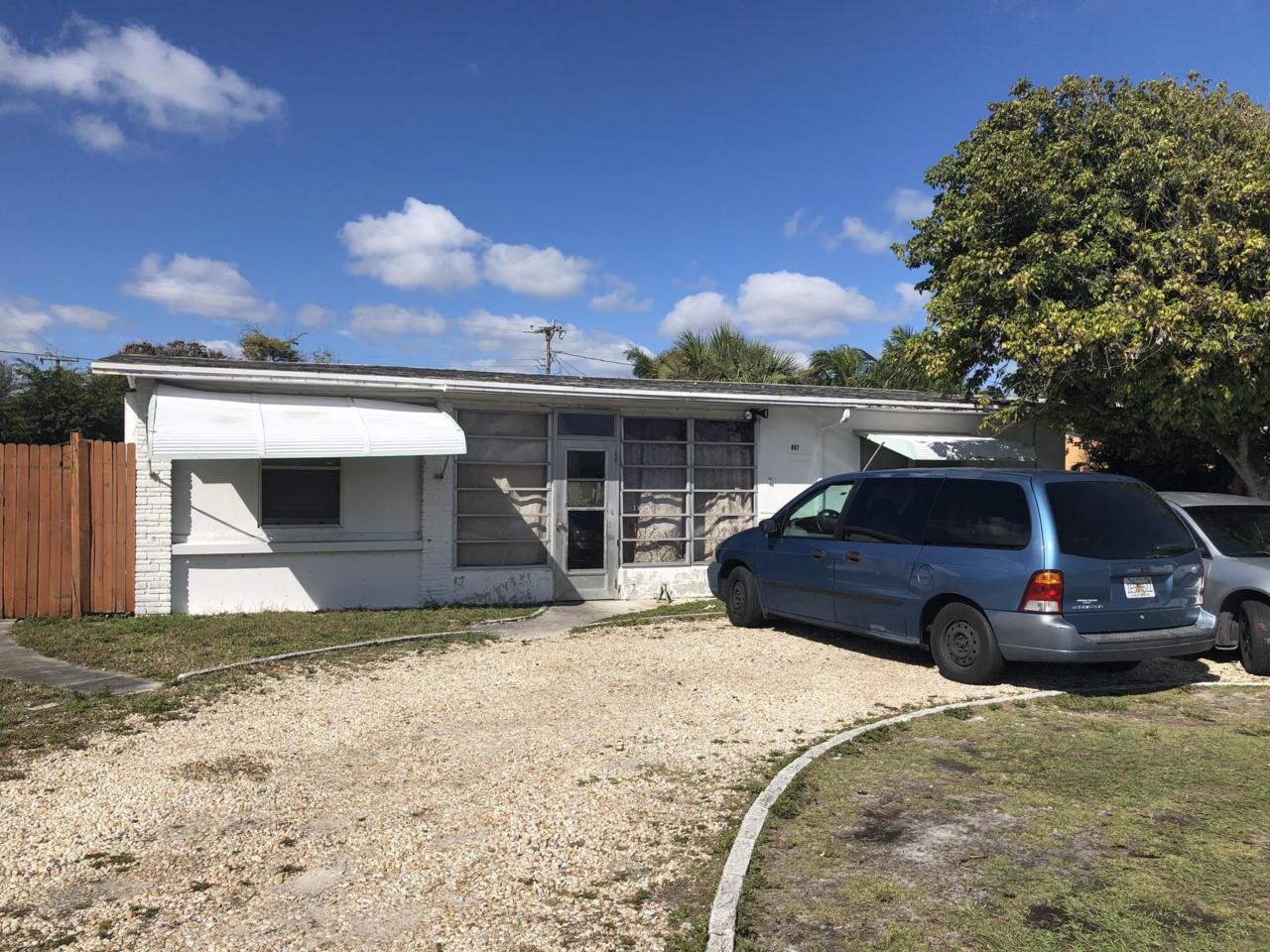 807 Broadway - Photo 1