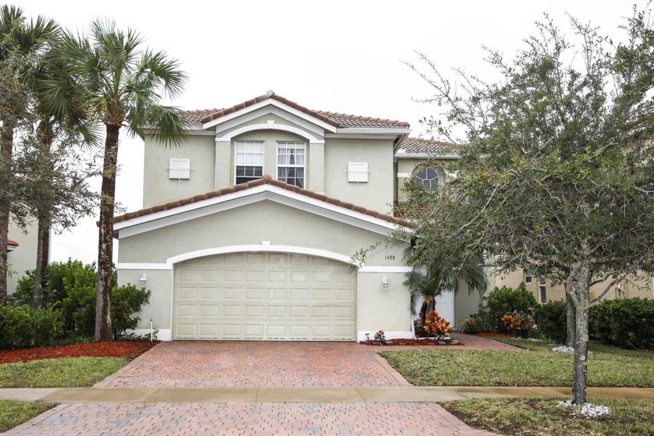 1488 Leonardo Circle - Photo 1