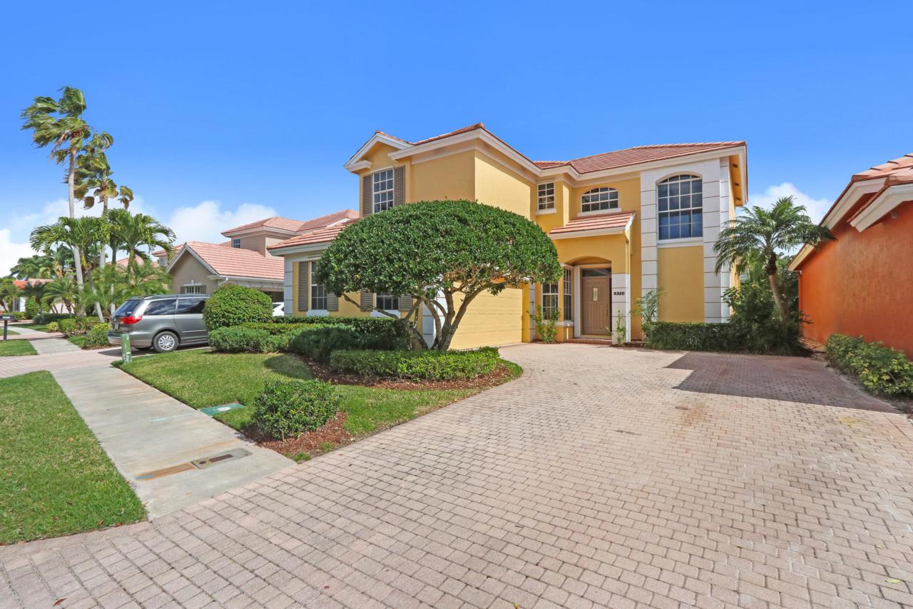 8320 Heritage Club Drive - Photo 1