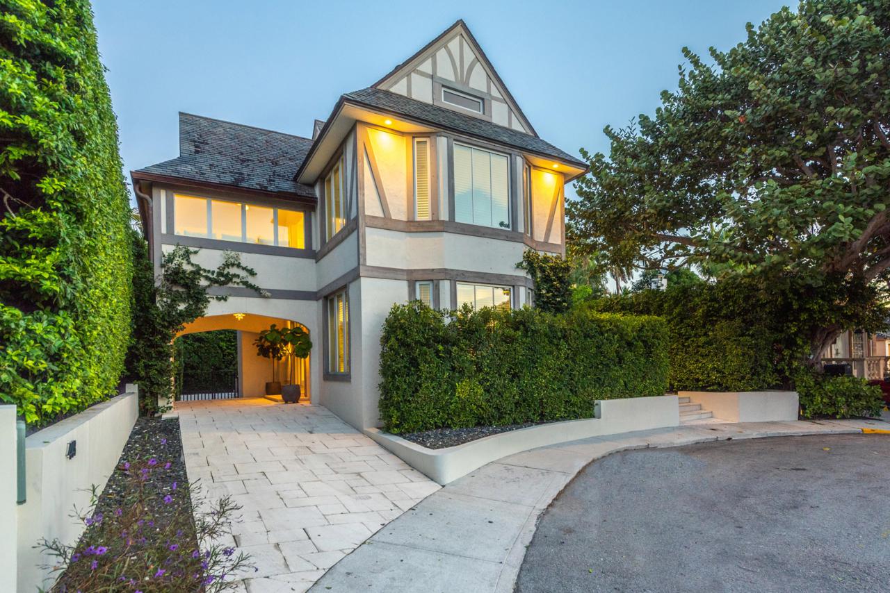 443 Seaview Avenue - Photo 1