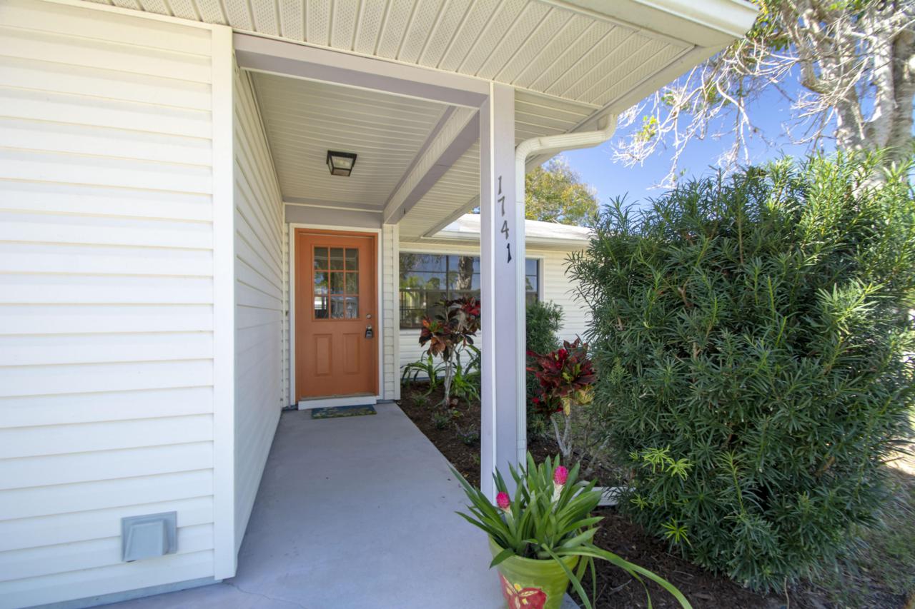 1741 Skyline Lane - Photo 1