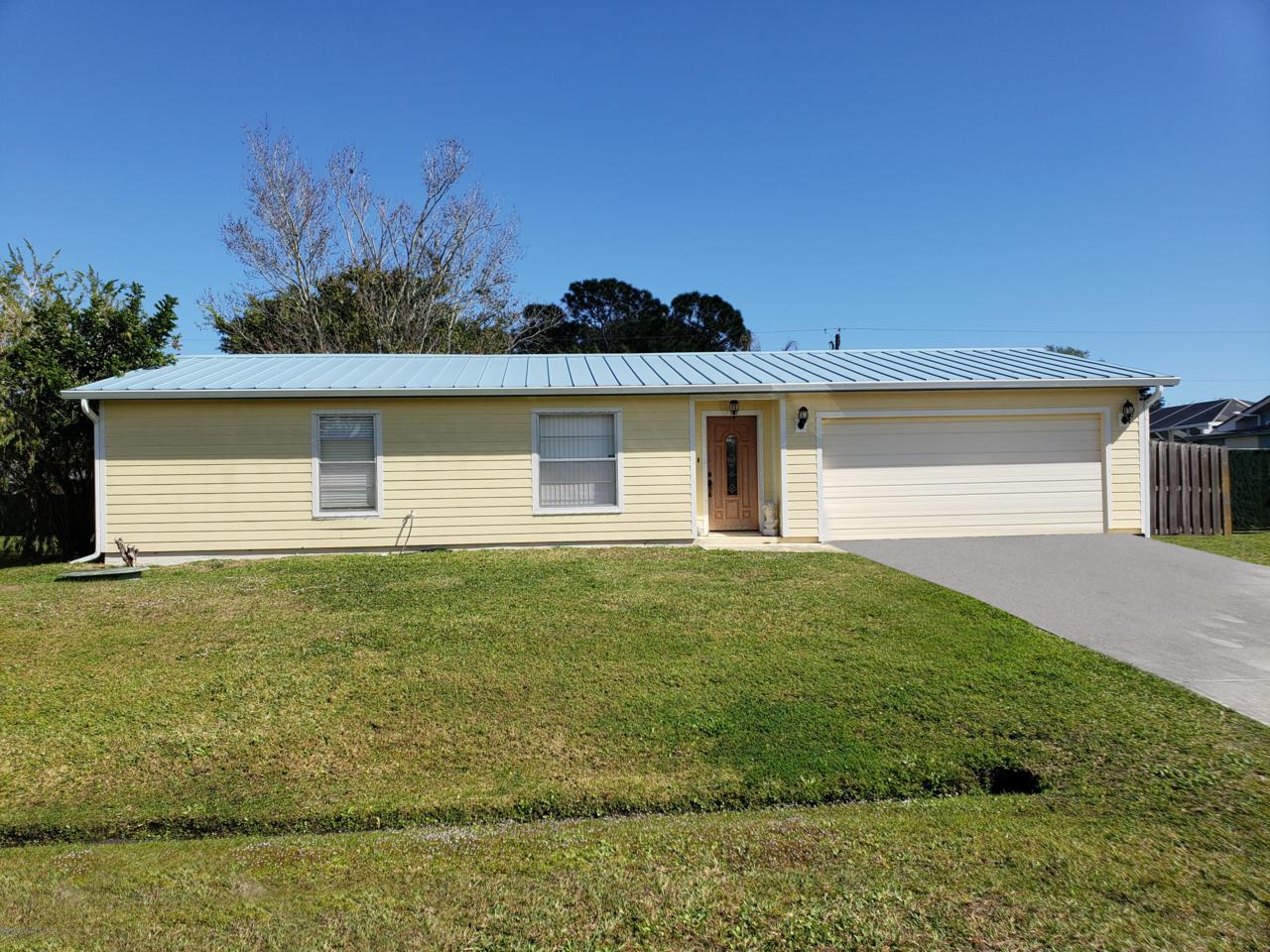 1125 Hogan Street - Photo 1