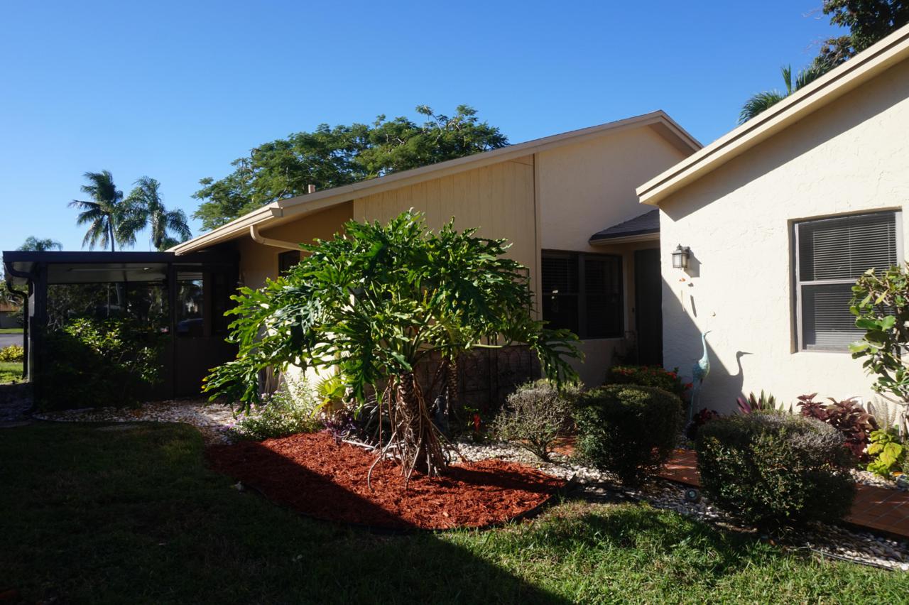 2518 10th Street - Photo 1
