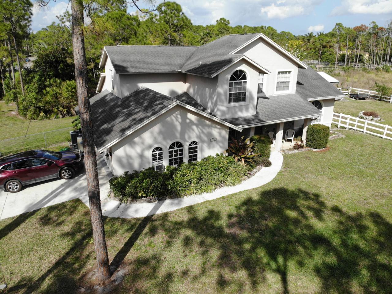 13677 82nd Street - Photo 1