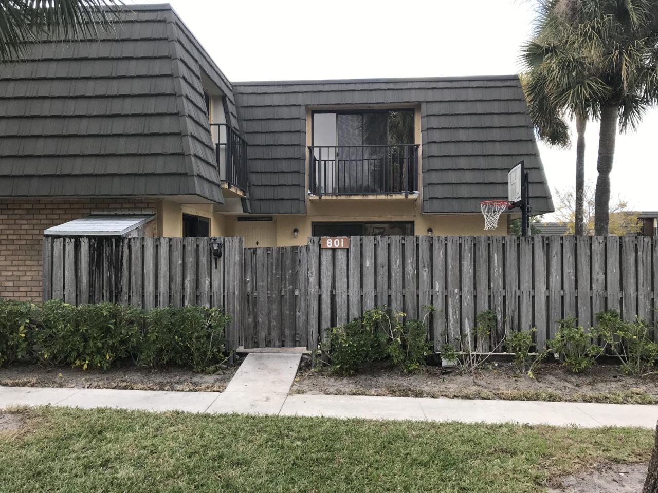 801 8th Way - Photo 1