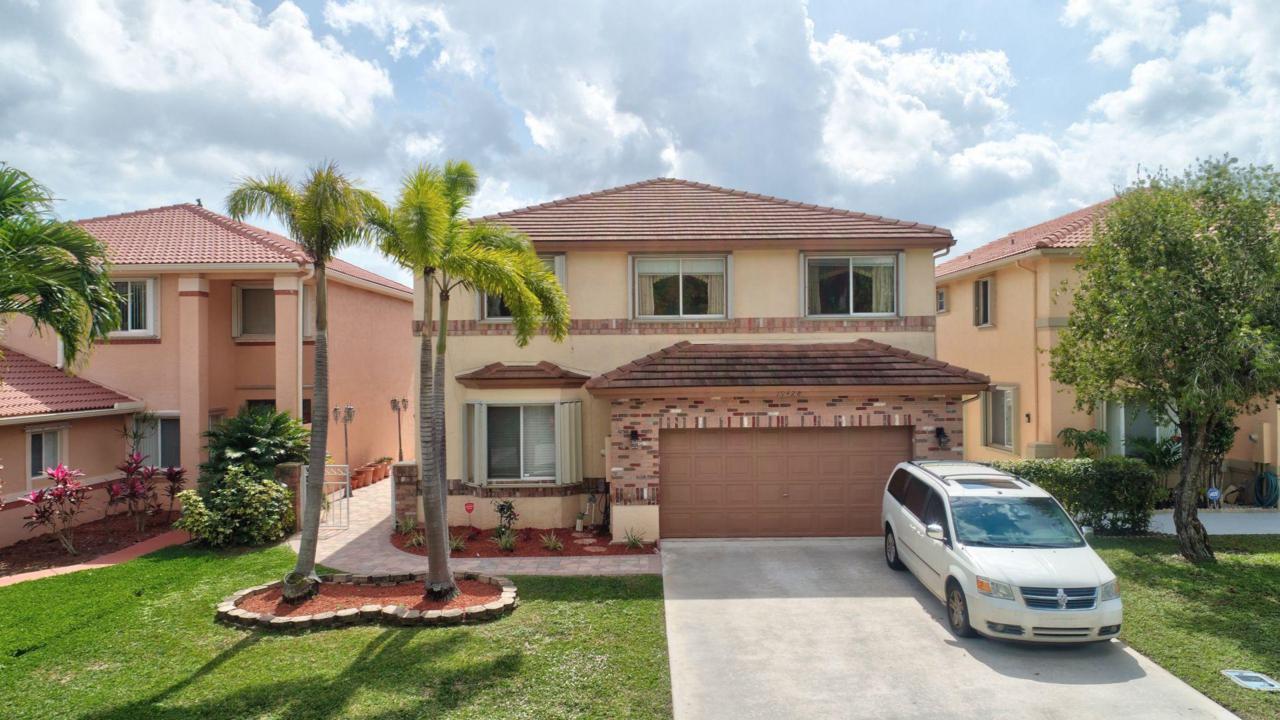 10428 Sunstream Lane - Photo 1